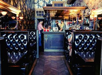 texas/austin/bar/midnight-cowboy