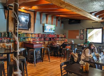 wisconsin/madison/university-of-wisconsin-madison/bar/library-cafe-bar