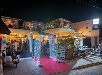 benin/oueme/bar/the-garden-rooftop-bar-restaurant