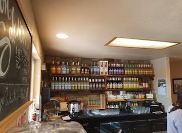 oregon/crater-lake-national-park/bar/crater-lake-spirits-distillery-tasting-room