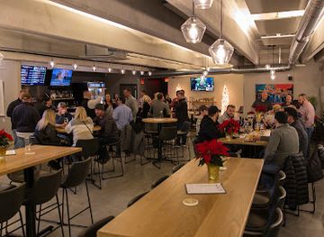 kansas/tallgrass-prairie-national-preserve/bar/oak-steel