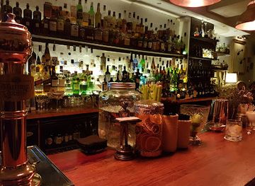spain/barcelona/bar/dux-gin-cocktail-bar-barcelona
