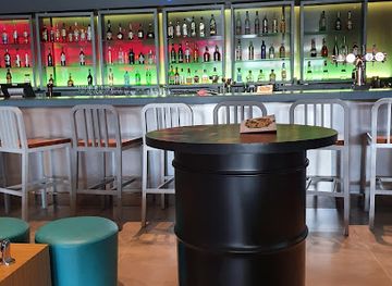 united-arab-emirates/abu-dhabi/bar/w-xyz-bar