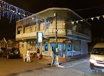 Castro's Pub