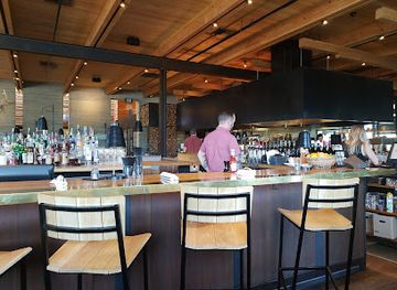 Cowiche Canyon Kitchen & Ice House Bar