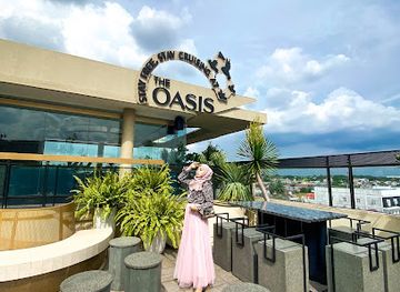 indonesia/medan/bar/sky-the-oasis-rooftop-bar-lounge