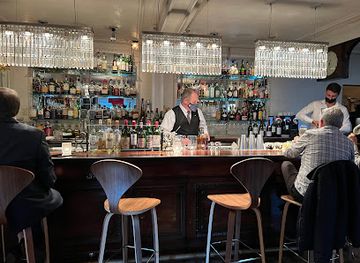 maine/knox-county/bar/natalie-s-restaurant-relais-and-chateaux