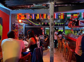 colombia/cali/bar/icaro-bar