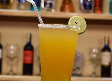 ecuador/northern-sierra/bar/hookah-resto-bar