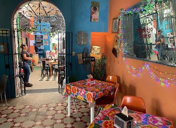 mexico/yucatan-peninsula/bar/la-negrita-cantina