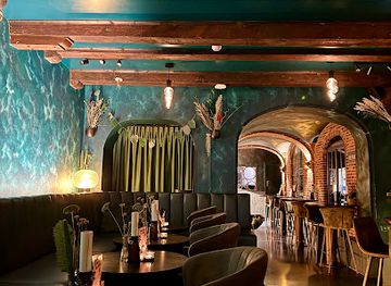 netherlands/north-holland/bar/belly-of-the-beast