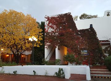 new-mexico/santa-fe/downtown-santa-fe/bar/la-reina