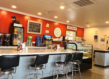 ohio/amish-country/bar/mawmaw-s-diner