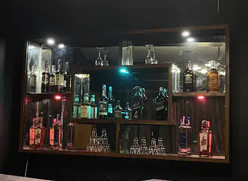 Triple-Double Lounge & Bar