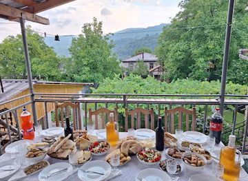 georgia/racha-lechkhumi-and-kvemo-svaneti/bar/temurika-s-family-wine-cellar