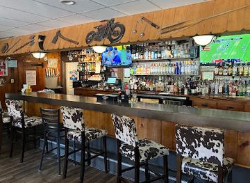 montana/the-missouri-river-country/bar/missouri-inn-restaurant-bar