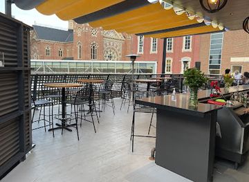 michigan/detroit/greektown/bar/pigs-tail-detroit