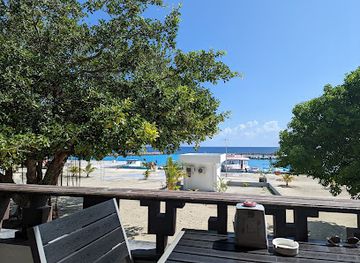 maldives/ukulhas/bar/celeste-restaurant