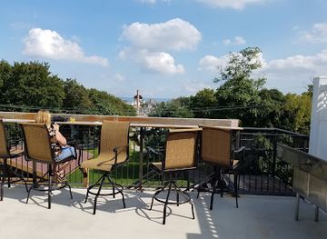 maryland/cunningham-falls-state-park/bar/mike-s-tavern