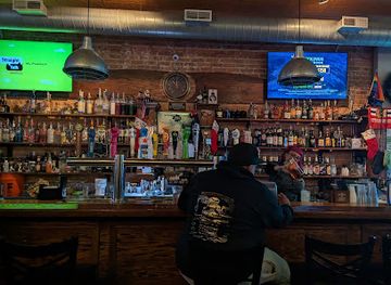 illinois/berwyn/bar/off-the-traxx