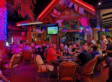 turkiye/bithynia/bar/bitters-karaoke-and-cocktail-bar