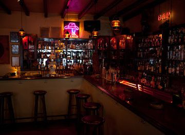 greece/larissa/bar/bar-legend