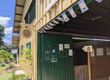 papua-new-guinea/buka/bar/arob-pizza-inn