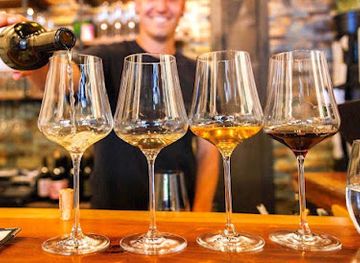 california/wine-country/bar/no-love-lost-wine-co