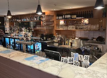 australia/hobart/bar/post-street-social