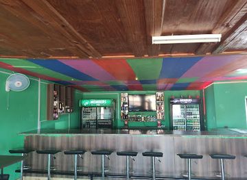 malawi/central-region/bar/members-pub