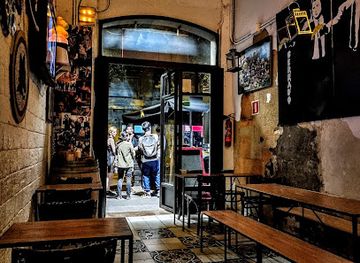 spain/catalonia-pyrenees/bar/pub-fiction