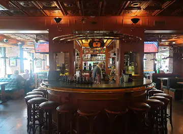 Old English Pub Cafe & Restaurant