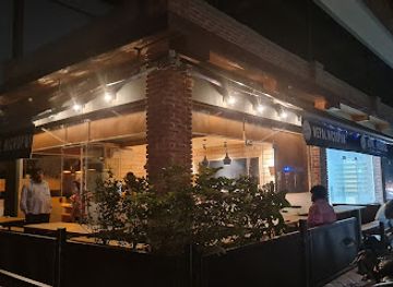 nepal/helambu-trek/bar/nepal-micropub-jhamsikhel