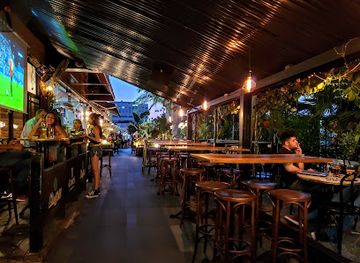 israel/jordan-valley/bar/sheffield-public-house