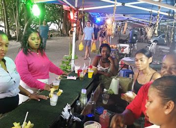 seychelles/ile-platte/bar/seydiscoverytour