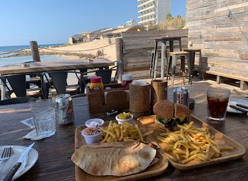 lebanon/batroun/bar/colonel-brewery-and-distillery