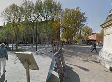 france/aix-en-provence/bar/the-ubc-events-bar-a-cocktail-ephemere-de-provence