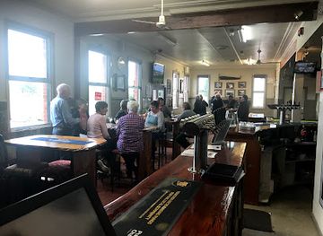 new-zealand/northland/bar/poroti-tavern