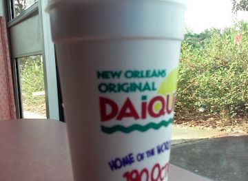 louisiana/atchafalaya-national-heritage-area/bar/new-orleans-original-daiquiris-luling