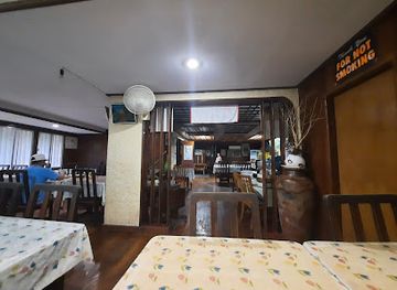 palau/kayangel/bar/carp-restaurant