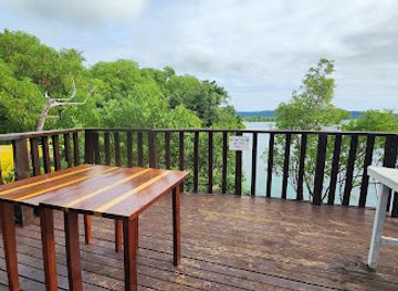 vanuatu/paama/bar/point-lookout-restaurant-bar