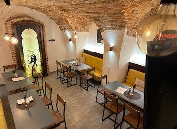 czechia/podyji-national-park/bar/ceparna-old-cock