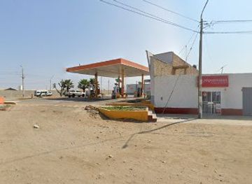 peru/trujillo/huanchaco/bar/nara