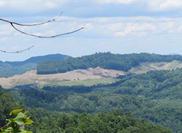 west-virginia/hatfield-mccoy-mountains/bar/hatfield-mccoy-trails