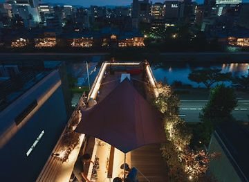 japan/dewa/bar/ue-rooftop-bar-food