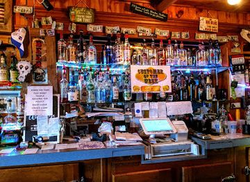 montana/bitterroot-national-forest/bar/four-aces-bar