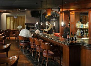 india/mumbai/juhu/bar/shooters-bar