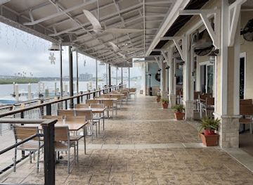 florida/ponce-inlet/bar/outriggers-tiki-bar-grille