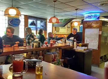 iowa/yellow-river-state-forest/bar/marquette-bar-cafe