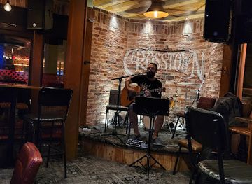 jersey/saint-saviour/bar/crosstown-restaurant-bar